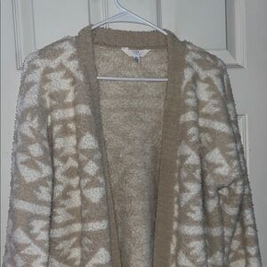 Time and Tru Beige and White Patterned Cardigan